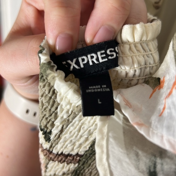 ‼️Express tropical dress - Picture 6 of 6